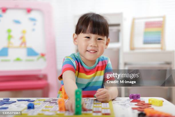 Students Using Number Blocks Counting Blocks Photos and Premium High Res Pictures - Getty Images