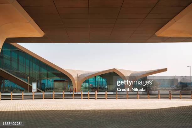 metro train station in doha, quatar - qatar stock pictures, royalty-free photos & images