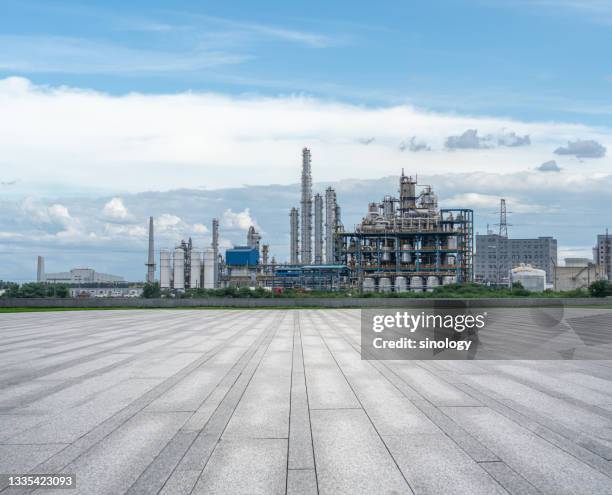chemical plant with empty floor - chemical plant stock pictures, royalty-free photos & images