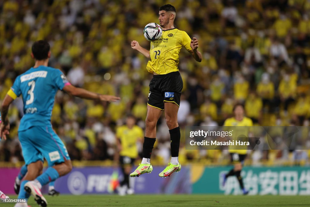 Kashiwa Reysol v Sagan Tosu - J.League Meiji Yasuda J1