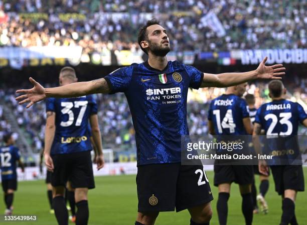 Hakan Calhanoglu of FC Internazionale celebrates after scoring the second goal of his team during the Serie A match between FC Internazionale v Genoa...