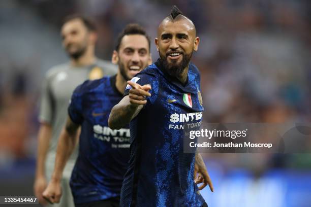 Arturo Vidal of FC Internazionale celebrates after scoring to give the side a 3-0 lead during the Serie A match between FC Internazionale and Genoa...