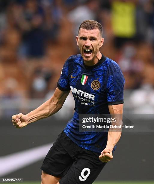 Edin Dzeko of FC Internazionale celebrates after scoring the fourth goal during the Serie A match between FC Internazionale v Genoa CFC at Stadio...