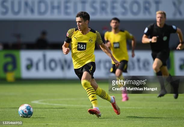 Giovanni Alejandro Reyna of Dortmund controls the ball during the Bundesliga match between Sport-Club Freiburg and Borussia Dortmund at SC-Stadion on...