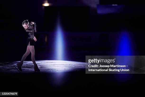 Lindsay Thorngren of the United States performs in the Gala Exhibition during the ISU Junior Grand Prix of Figure Skating at Patinoire du Forum on...