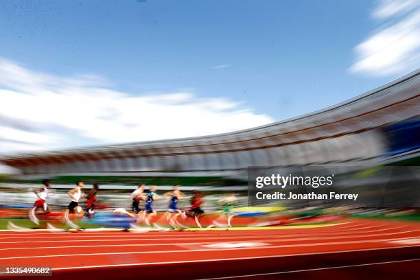 Runners compete in the Bowerman Mile during the Wanda Diamond League Prefontaine Classic at Hayward Field on August 21, 2021 in Eugene, Oregon.