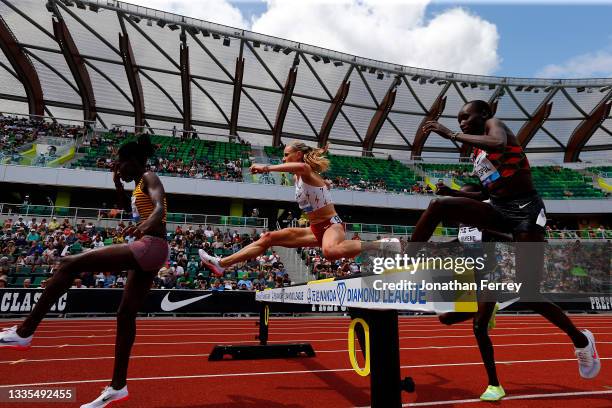 Courtney Frerichs of the United States competes in the 3000m Steeplechase durnig the Wanda Diamond League Prefontaine Classic at Hayward Field on...