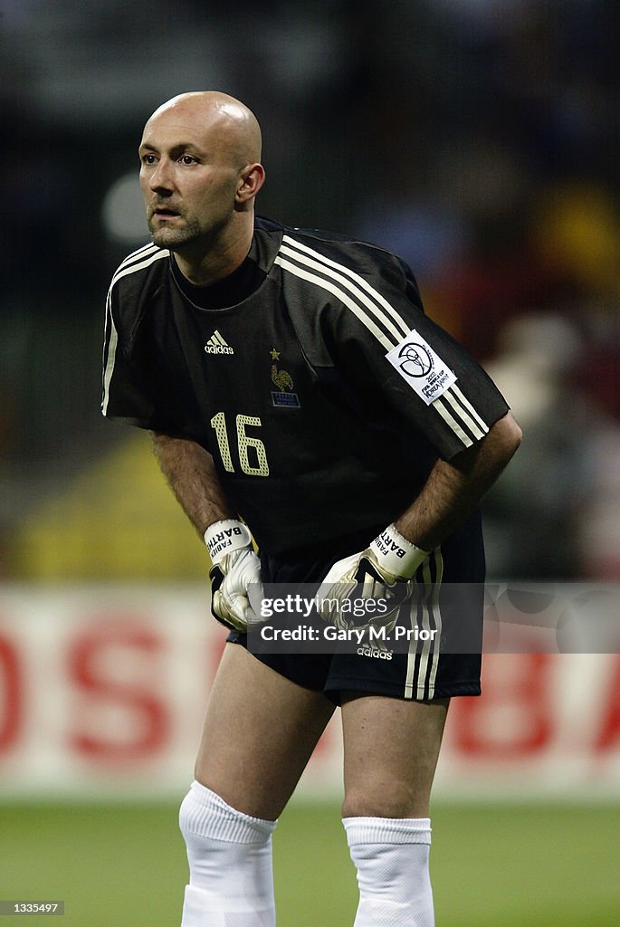 Fabien Barthez of France