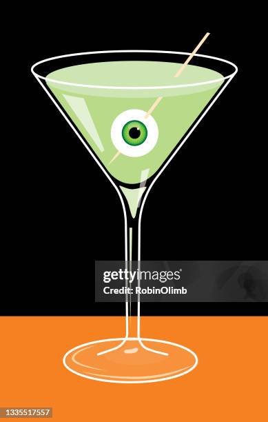 ilustrações, clipart, desenhos animados e ícones de bebida de halloween eyeball martini - martini