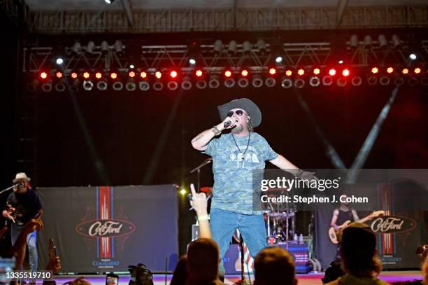 Colt Ford performs during the Kentucky State Fair on August 21, 2021 in Louisville, Kentucky.