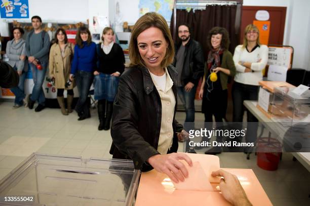 Spain's Defence Minister and Catalonia Socialist Party candidate Carme Chacon casts her ballot for Spain's General Elections on November 20, 2011 in...