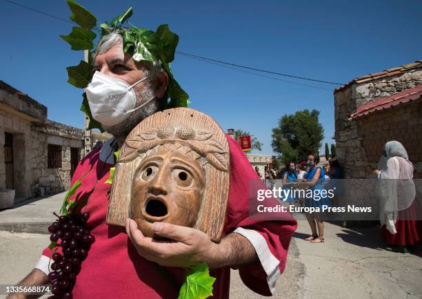 Opening parade of the Roman Festival in Honor of the God Bacchus, on 22 August, 2021 in Baños de Valdearados, Burgos, Castilla y Leon, Spain. The...