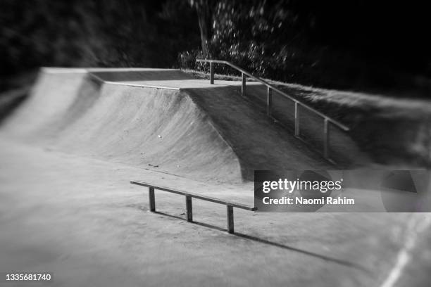 empty suburban skateboard ramp in black & white - gippsland lakes stock pictures, royalty-free photos & images