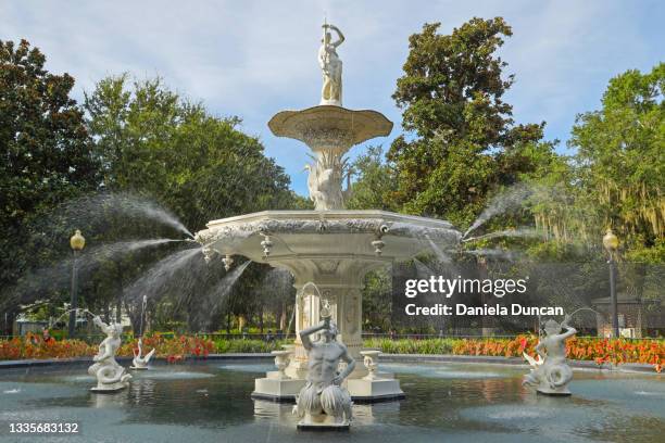 forsyth park in savannah - town square america stock pictures, royalty-free photos & images