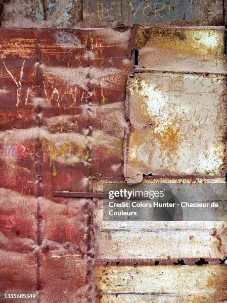 old rusty metal plates with weathered paint in cuba - havana door stock pictures, royalty-free photos & images