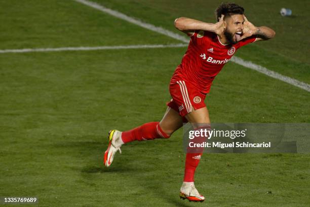 Yuri Alberto of Internacional celebrates after scoring the second goal of his team during a match between Santos and Internacional as part of...