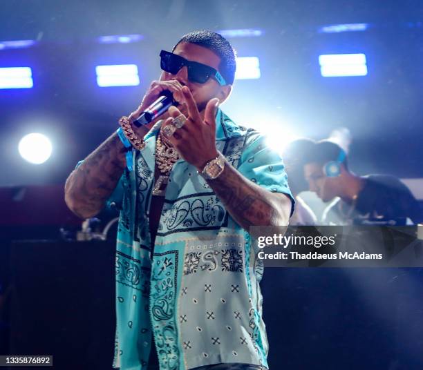 Cj (Rapper) Photos and Premium High Res Pictures - Getty Images