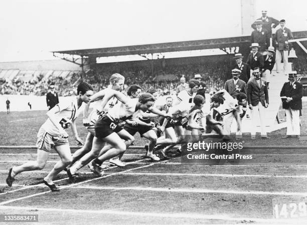 The competitors at the start of the final of the women’s 800-metres event of the 1928 Summer Olympics, held at the Olympisch...