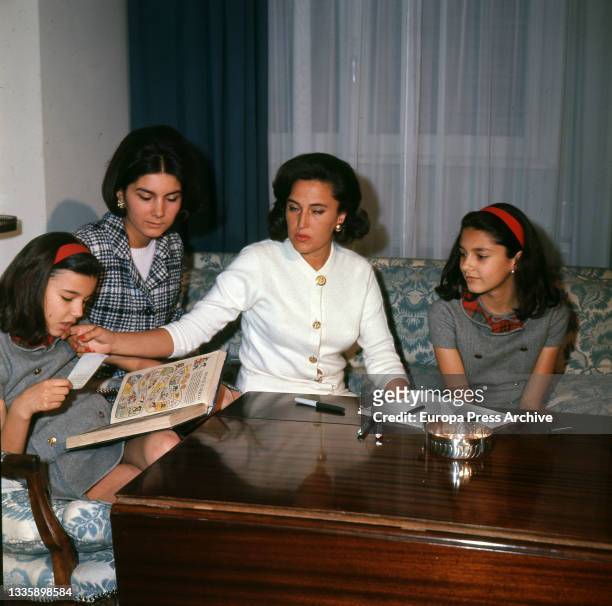 Carmen Dominguin portrayed in her home with her daughters Carmina Ordoñez and Belen Ordoñez.