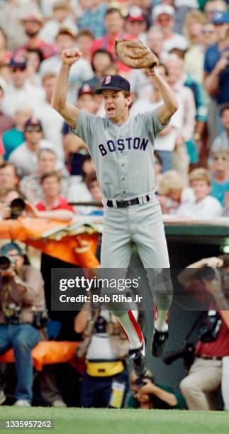 Boston Red Sox 1st baseman Pat Dodson celebrates the final out victory in Game 5 during ALCS, October 12, 1986 in Anaheim, California.