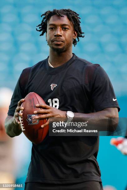 Calvin Ridley of the Atlanta Falcons warms up prior to a preseason game against the Miami Dolphins at Hard Rock Stadium on August 21, 2021 in Miami...