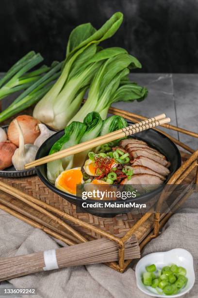 duck ramen noodle soup with eggs and bok choy - chinese cabbage imagens e fotografias de stock