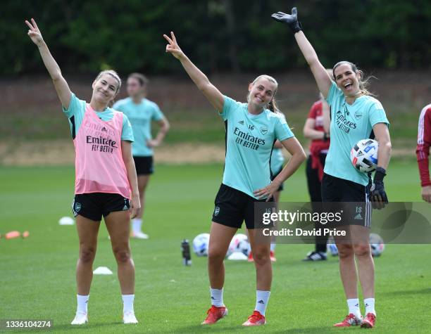 Noelle Maritz, Steph Catley and Lydia Williams of Arsenal during the Arsenal Women's training session at Arsenal Training Centre on August 24, 2021...