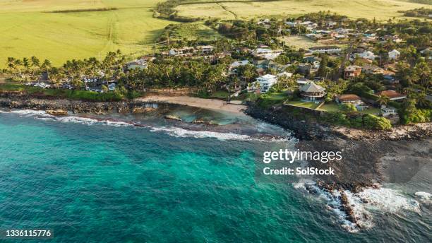 aerial view of hookipa beach - maui stock pictures, royalty-free photos & images