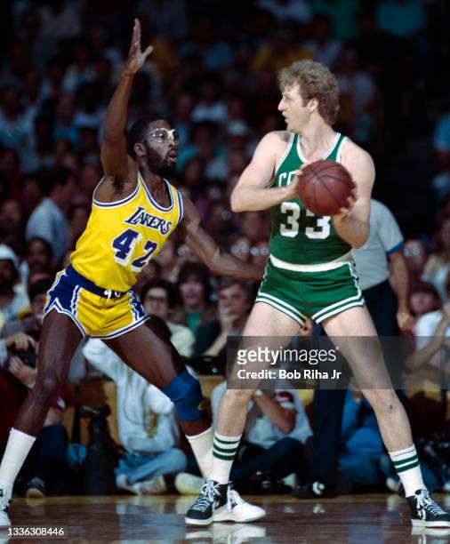 Los Angeles Lakers James Worthy battles Boston Celtics Larry Bird during 1985 NBA Finals between Los Angeles Lakers and Boston Celtics, June 2, 1985...