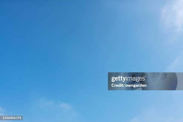 white colour clouds against blue sky - stratosphere stock pictures, royalty-free photos & images