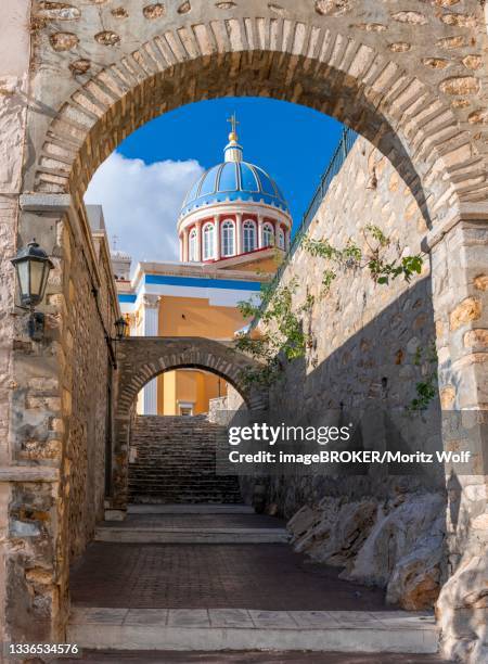 neoclassical greek orthodox church of st. nicholas, agios nikolaos, ermoupoli, syros, cyclades, greece - syros stock pictures, royalty-free photos & images