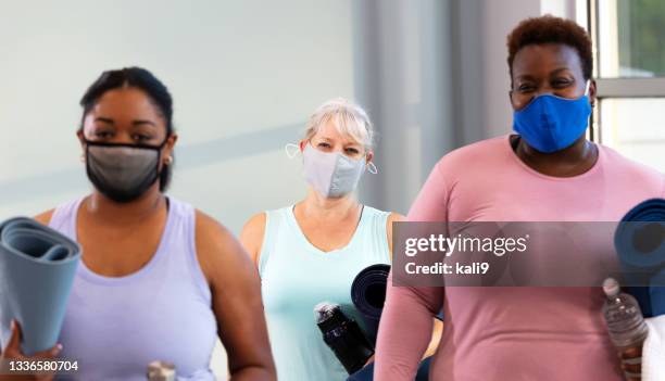 Multi Class Mask Yoga Class Mask Indoor Photos and Premium High Res Pictures - Getty Images
