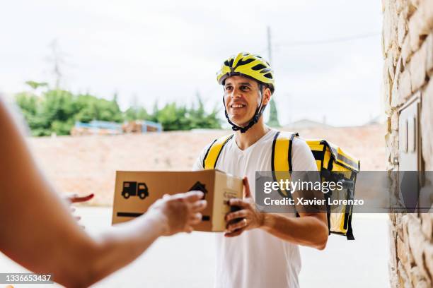 Direct Delivery Image Now Offering Delivery Photos and Premium High Res Pictures - Getty Images