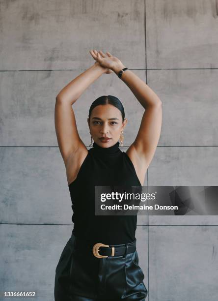 shot of a young businesswoman at work - armpit imagens e fotografias de stock