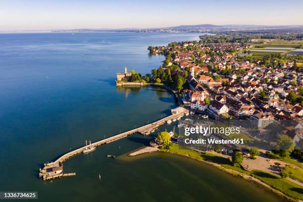 germany, baden-wurttemberg, langenargen, aerial view of town marina on shore of lake constance - bodensee luftaufnahme stock-fotos und bilder