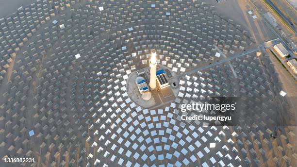 solar power plant,dunhuang - 甘粛省 ストックフォトと画像