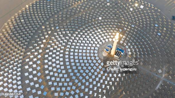 solar power plant,dunhuang - 甘粛省 ストックフォトと画像