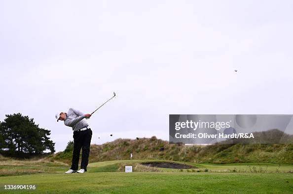 Tim Wiedemeyer of the Continent Europe plays his shot during the the