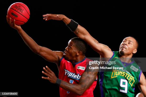 Joe Johnson of the Triplets attempts a shot while being guarded by Rashard Lewis of the 3 Headed Monsters during the BIG3 - Playoffs at Atlantis...