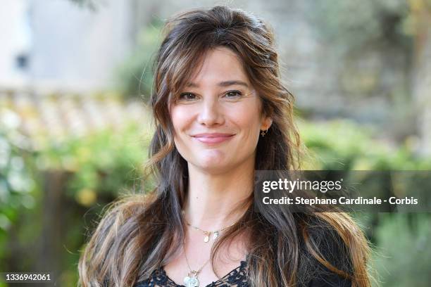 Alice Pol attends "Si on chantait" Photocall during the 14th Angouleme French-Speaking Film Festival - Day Five on August 28, 2021 in Angouleme,...