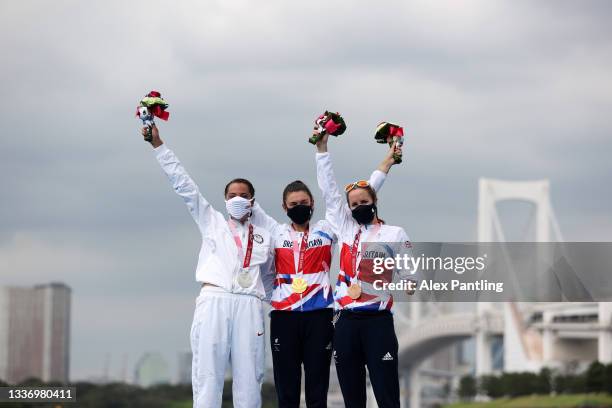 Silver medalist Grace Norman of Team United States, gold medalist Lauren Steadman of Team Great Britain and bronze medalist Claire Cashmore of Team...