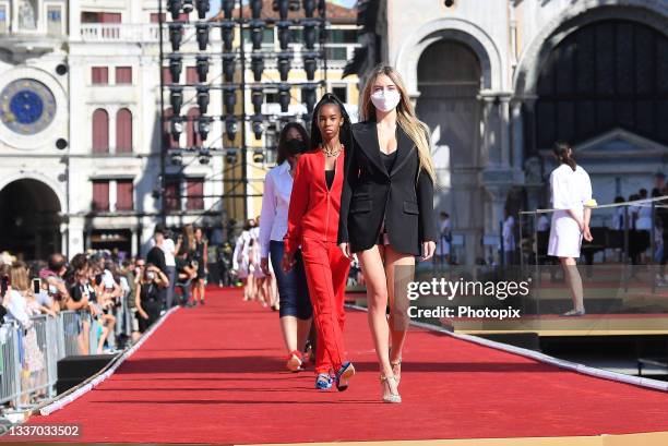 Leni Klum, D'Lila Star Combs, Jessie James Combs and Deva Cassel are seen duting the rehearsal of Dolce Gabbana Fashion Show on August 29, 2021 in...