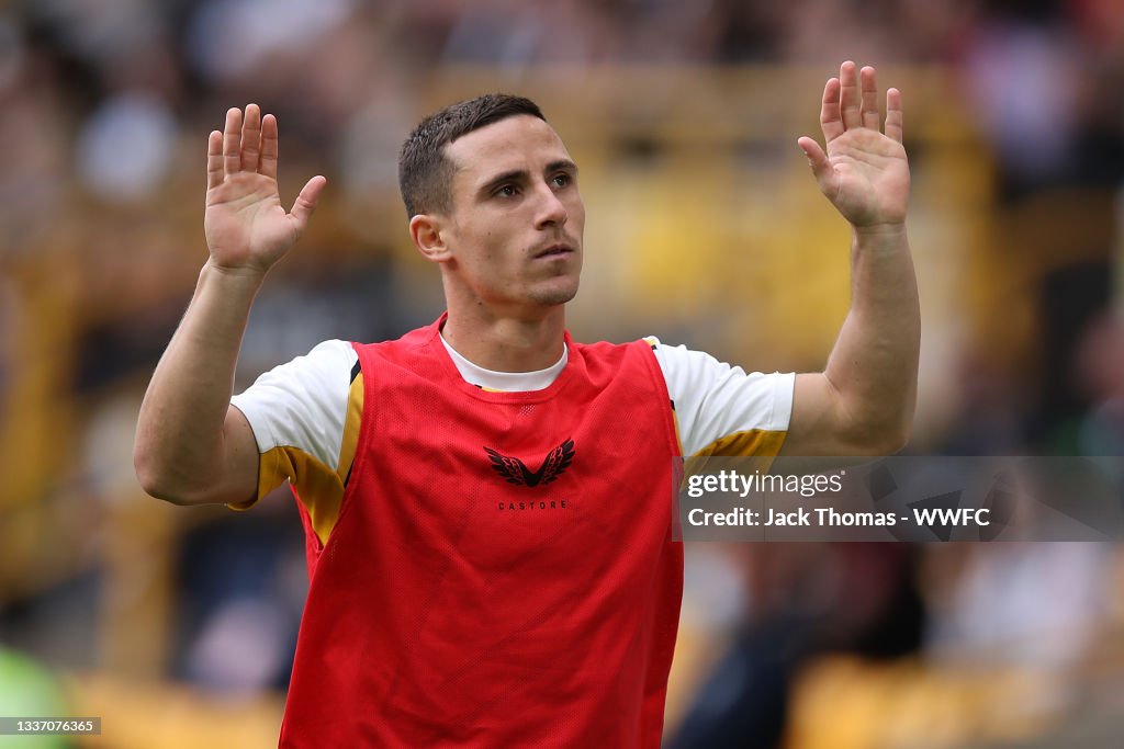 Wolverhampton Wanderers v Manchester United - Premier League