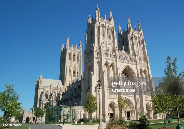 national cathedral - washington dc - national cathedral stock pictures, royalty-free photos & images