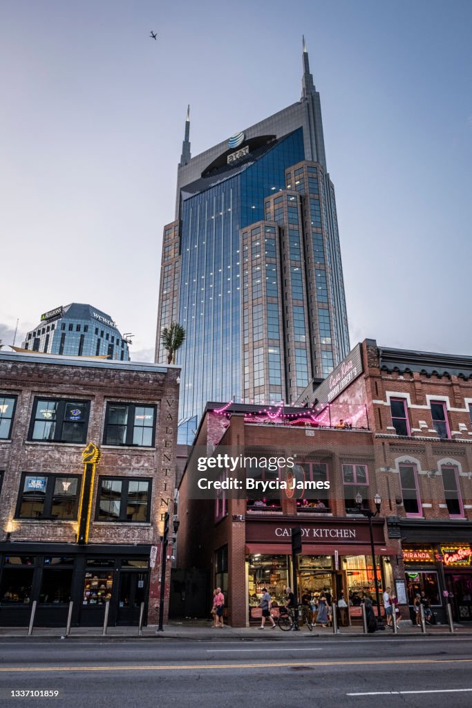 View of the AT&T Building from Broadway