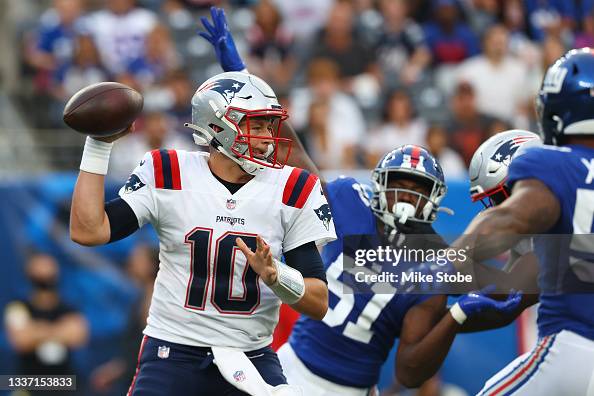 New England Patriots v New York Giants New England Patriots v New York Giants