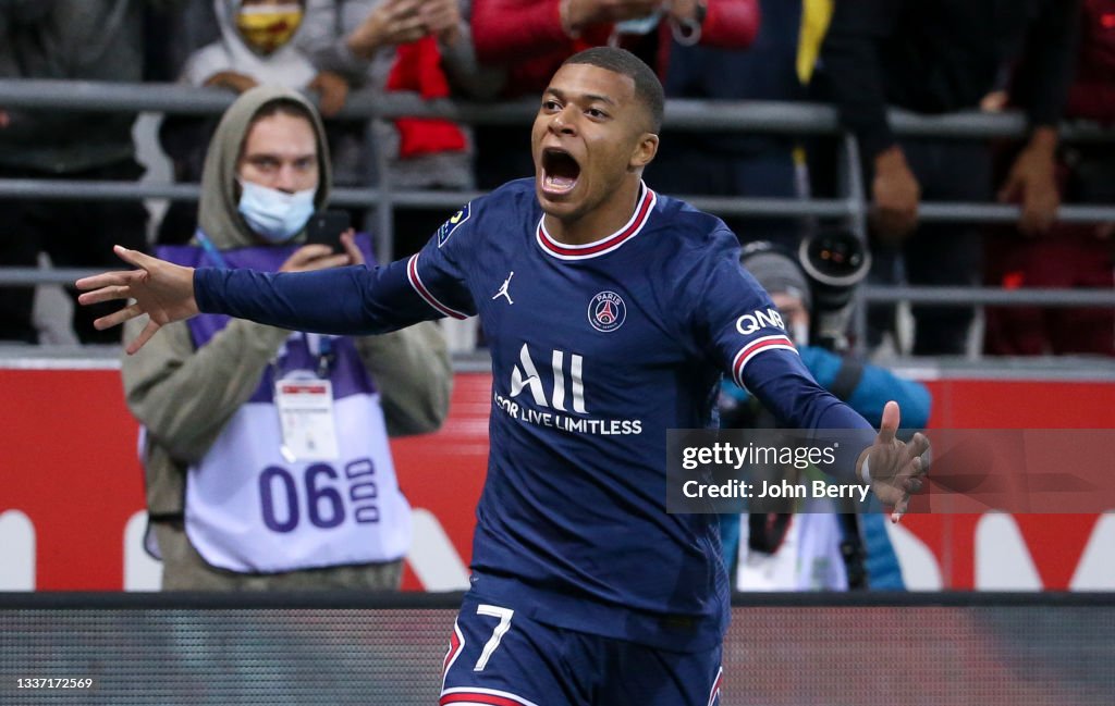 Stade de Reims v Paris Saint Germain - Ligue 1