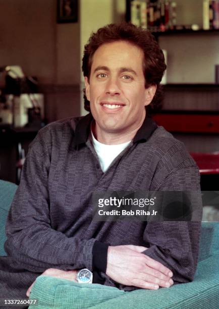 Jerry Seinfeld on the set of his television show 'Seinfeld', November 8, 1997 in Los Angeles, California.