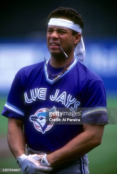 2nd Baseman Roberto Alomar of the Toronto Blue Jays is shown in the game between the Toronto Blue Jays and the Baltimore Orioles at Camden Yards on...