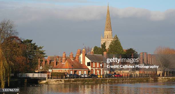 abingdon by river - abingdon stock pictures, royalty-free photos & images